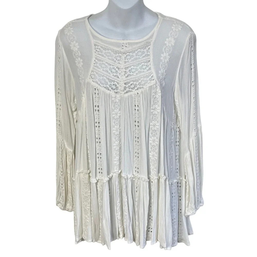 Free People Kiss Kiss Tunic Women XS Ivory Lace Eyelet Embroidered Boho‎ Top